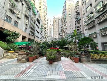 蘆洲買房專家 捷運高樓景觀三室坡平車