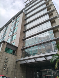 廠辦商辦買賣 港墘挑高一樓店辦