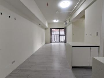 新高雙語學區高樓層三房雙平面車位兩年屋陞霖太美