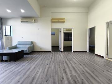 北屯大樓公寓 四維國小捷運站我愛龍邦挑高三房露臺戶平面車位