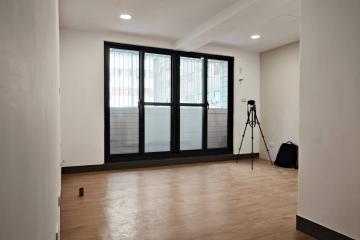 愛姐の一中街台中公園全新整修陽台大套房