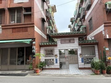 永安生活圈低總價透天交通便利0960626530黃俊傑