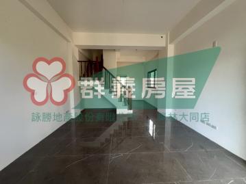 員林買賣房屋 埔心新館公園旁全新別墅