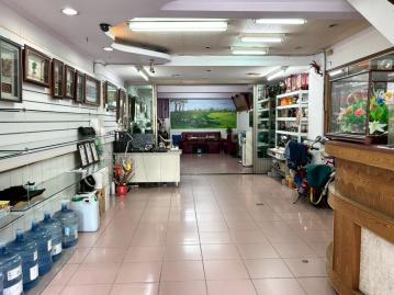 嘉義店面一姐遠百商圈10米路店面C029