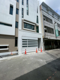 嘉義房地推薦 成仁街全新電梯別墅B1696