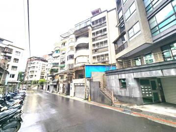 出價必談 低總價 東湖翠光挑高美套