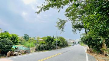 房地賞金獵人梅山國中旁雙面路美建地