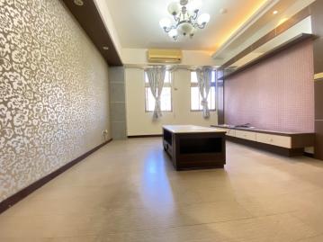 中壢找房仲 體育園區兩房平車