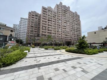 中壢找房仲 平鎮站前全新金店面雙車位