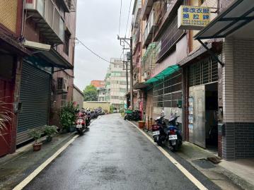 中壢找房仲 新勢國小便宜三房