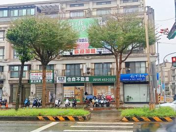 內壢商圈雙透店 (桃園重劃建地)