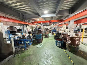 大里工業區旁 四年新丁工漂亮三照電梯廠房