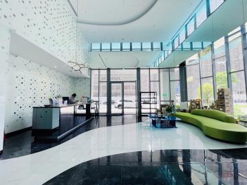 香山房屋專家 面公園高樓視野兩室平車