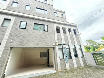 羅東買房賣屋 柯林安農溪邊間社區型電梯雙併透天