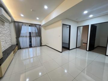 大里房屋推薦 大里台中家家震後興建輕屋齡休旅車位電梯美三房