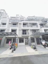 大里房屋推薦 極光一期 全新未住前院停車別墅