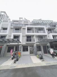大里買房推薦 極光一期.全新未住別墅.前院停車.傳統隔局