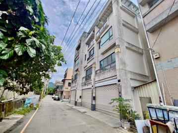 大里買房推薦 【獨家】專任光興路十年邊間美別墅