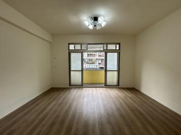 大里透天店面  益民國小旁正三房二樓公寓