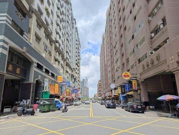 東區房仲專家 郡平商圈三房平車