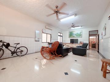 海線透天別墅〃臨路10米邊間傳統格局優質透店