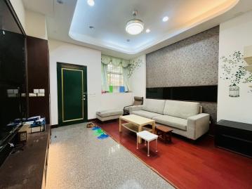 沙鹿透天推薦孩子走路3分鐘上學 三代同住無壓力