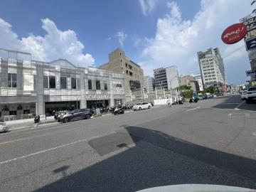民族路精華地段商業店面