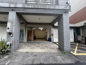 鳳祥雙捷運站紅透天花園美墅 龜山買房顧問