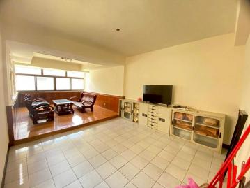 台中買屋推薦 西屯區14期水湳經貿黃金邊間透店