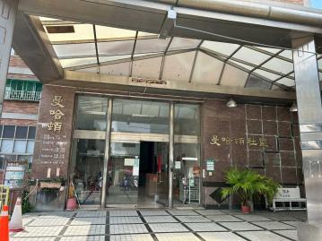  曼哈頓稀有店面 台南向上團隊 台南土地房屋