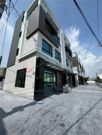 彰化房屋仲介 北斗全新雙車電梯別墅