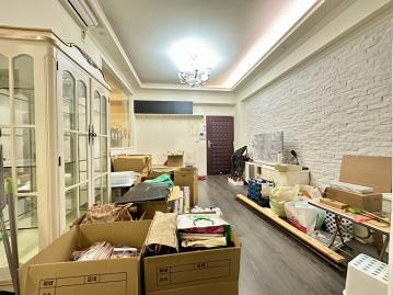 新豐房屋出售 湖口福德堡 輕屋齡首購車位3房