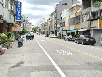 豐原房產顧問 圓環內買建地送厝