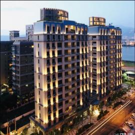 三重電梯大樓 重陽重劃區、知名建商四房雙車、單價六字頭 