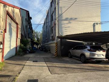 台中后里房屋 公園旁透天