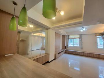 南屯七期小蓉女 高工商圈 臨12米路店住兩用極美別墅 可停三車