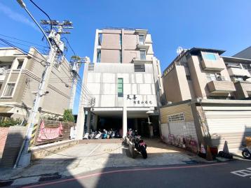 頭份透天華廈專任頭份中央路旁樓中樓智富小豪宅