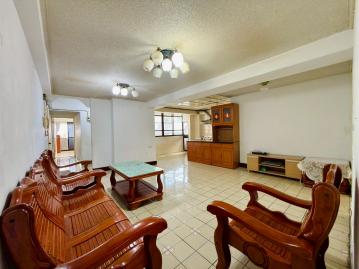 苓雅買屋推薦 前金捷運電梯大坪數低價3房