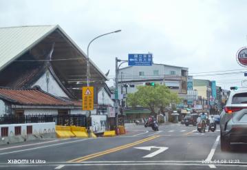 內埔鄉千坪庭院合法車墅農舍臨路5米活路