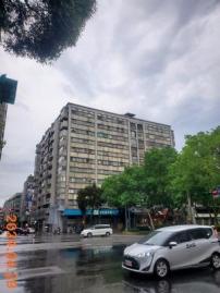 仁愛大廈 仁愛圓環 捷運忠孝復興站 大台北法拍仲介