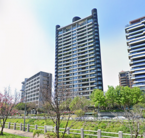 天墅鋼骨豪邸附雙車位 大台北法拍仲介