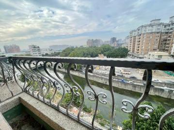 南區房屋推薦 愛買旁「園道優閣」2房+休旅車位面柳川&公園