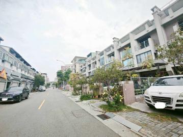 立仁商圈 立新國小旁大城建設震後地30坪雙車庭院美墅