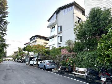 伯爵一代獨棟花園採光別墅+車位 汐止買賣房屋