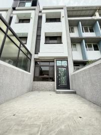 和美 和仁國小 大地坪全新別墅 五大套房六衛浴 北屯大樓建案