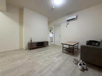 走路頭家國小 無限視野高級採光 次頂樓三房平車 北屯大樓建案