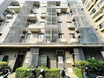 專任秒殺全南屯最便宜 輕屋齡高投報整棟18套 北屯大樓建案 