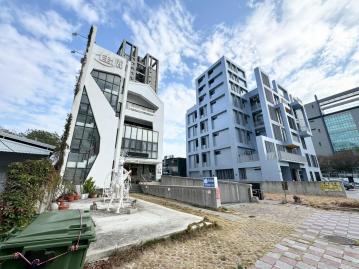 小陸推薦!獨棟大地坪大面寬電梯企業總部店面多車位