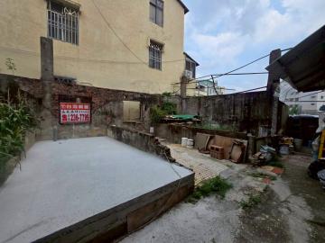 嘉義房屋仲介 台中清泉崗市場旁小建地