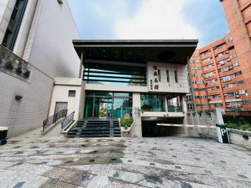 豪宅土地廠房 信義國中小6.4米電梯寬墅